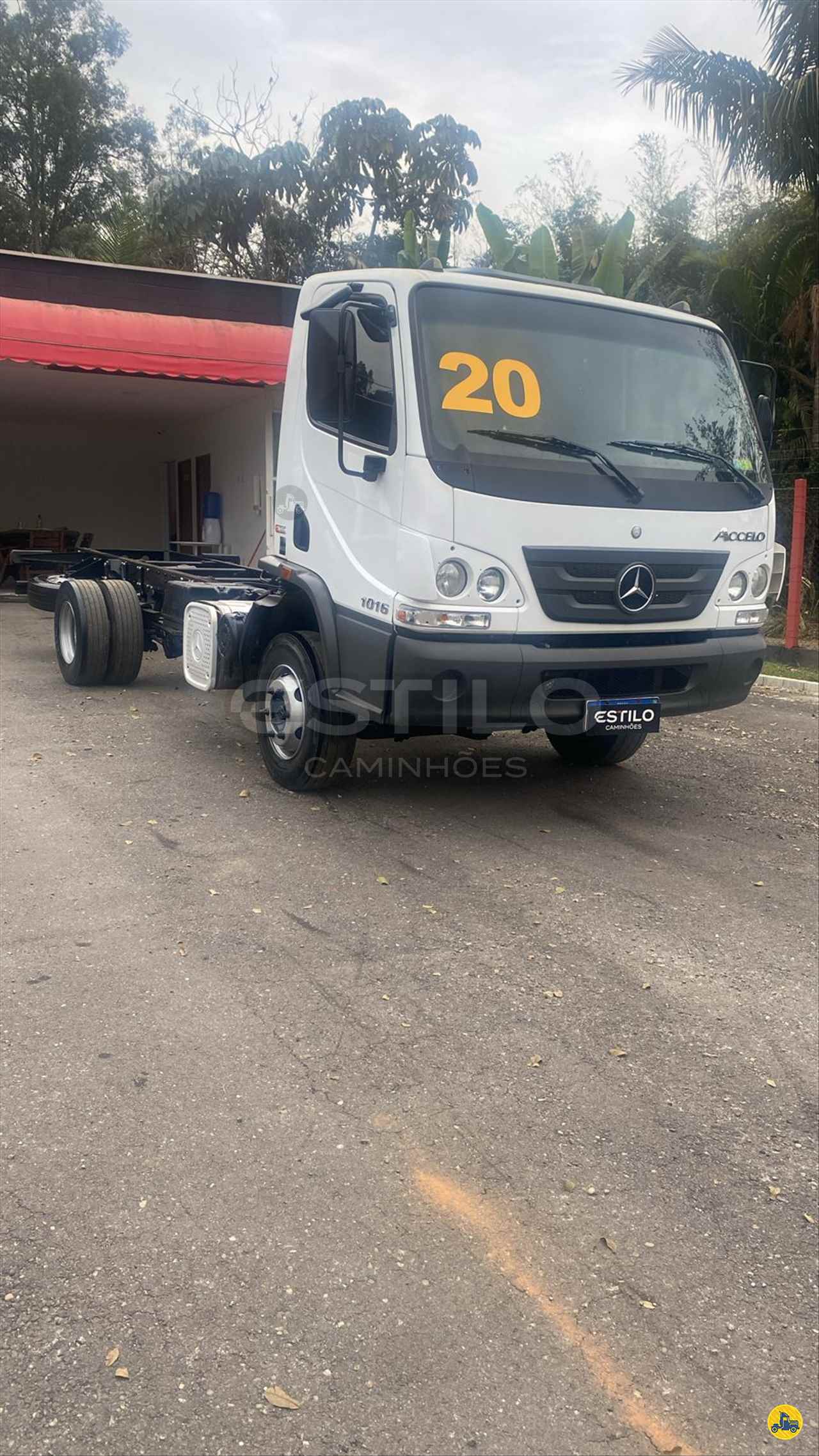 CAMINHAO MERCEDES-BENZ MB 1016 Chassis 3/4 4x2 Estilo Caminhões POUSO ALEGRE MINAS GERAIS MG